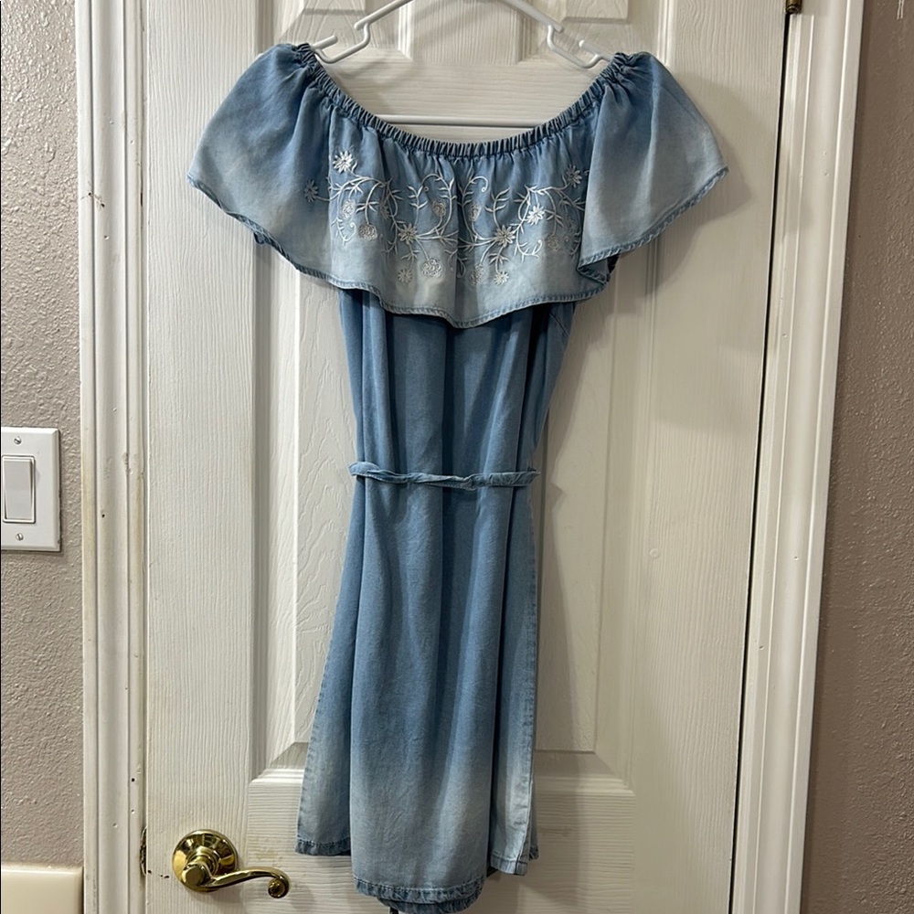 💜 2/$15 Blue Off-Shoulder Dress with Embroidery